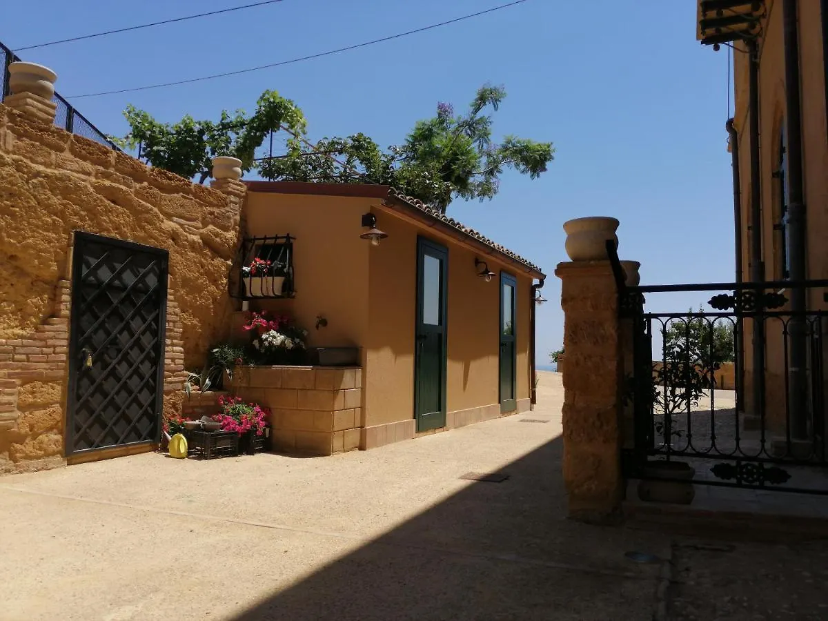 A Casa Di Mammi Nella Valle Dei Templi Agrigento Italy