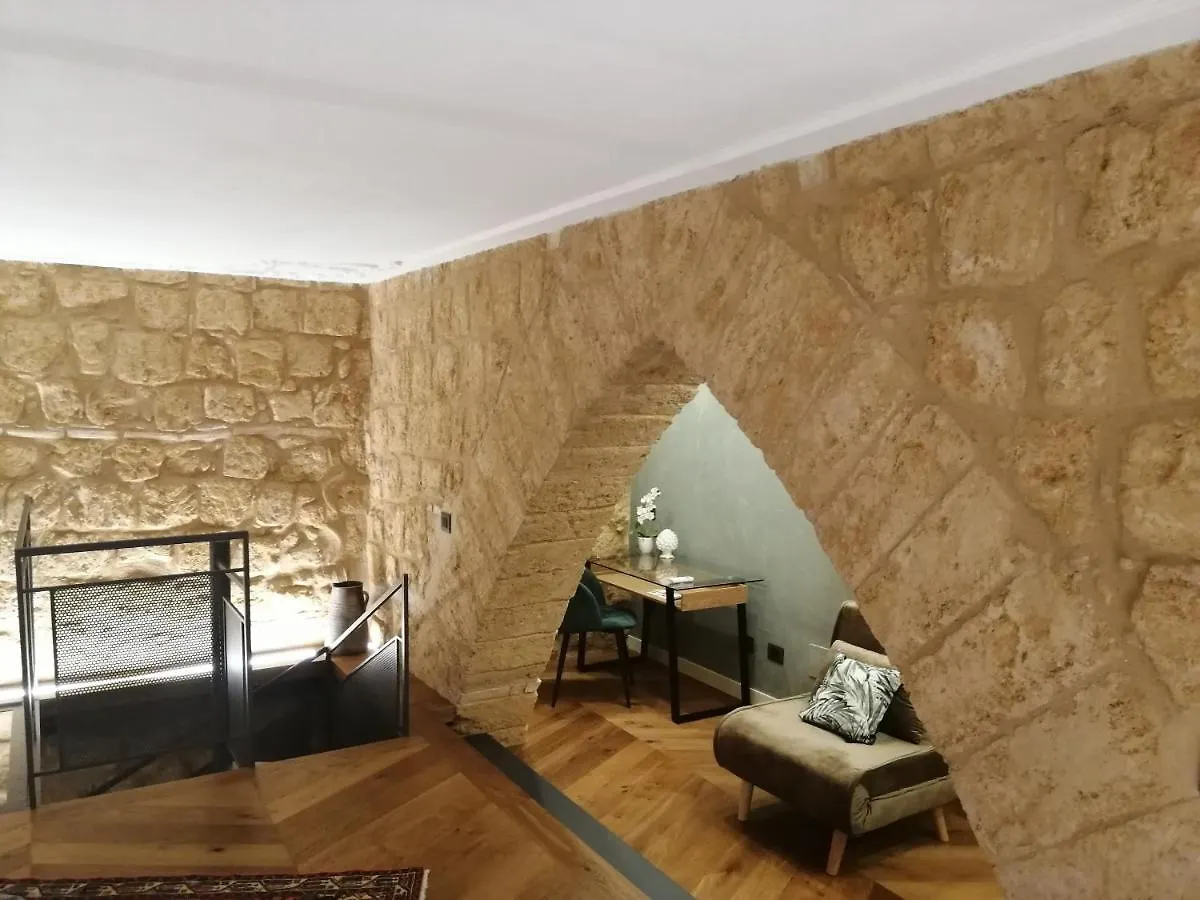 A casa di Mammì nella Valle dei templi Agrigento 0*,  Italia